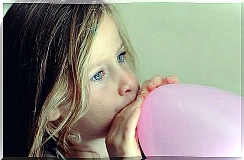 Balloon Breathing: Calm your child in a fun way