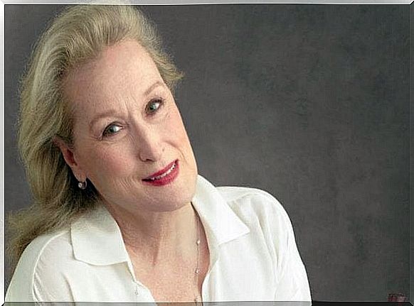 meryl streep wearing white shirt