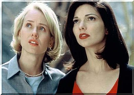 Mulholland Drive: A maze of light and shadow