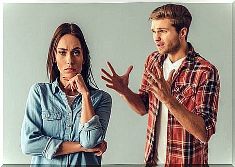 Man and woman discuss as a result of passive-aggressive personality disorder