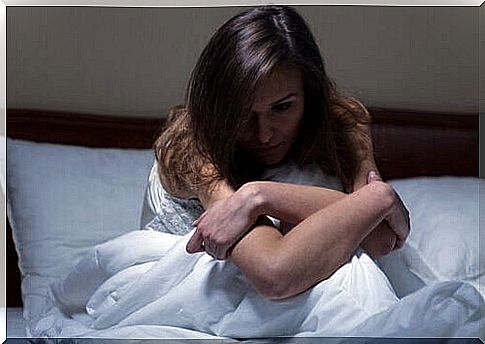 Restless woman seeks solutions for good sleep